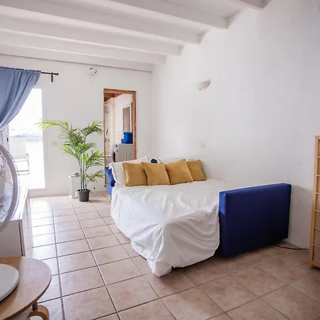 Apartment Zarah's Place “ Ocean” Sardina